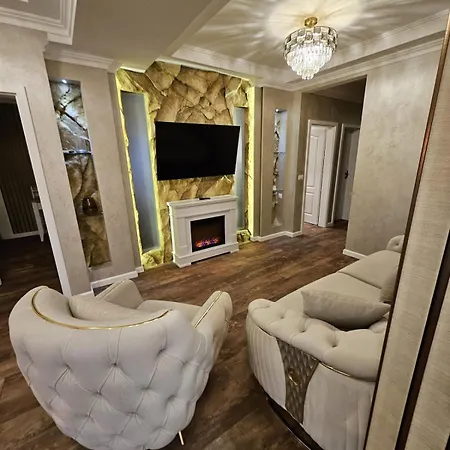 Delux 2 Family Penthouse