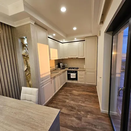 Delux 2 Family Penthouse *