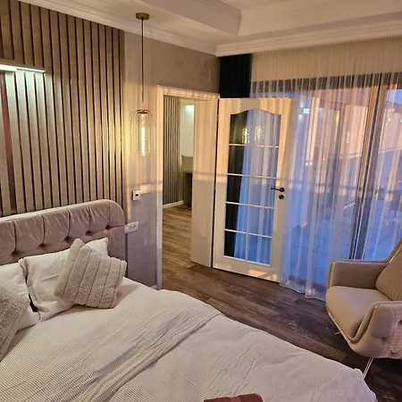 Delux 2 Family Penthouse